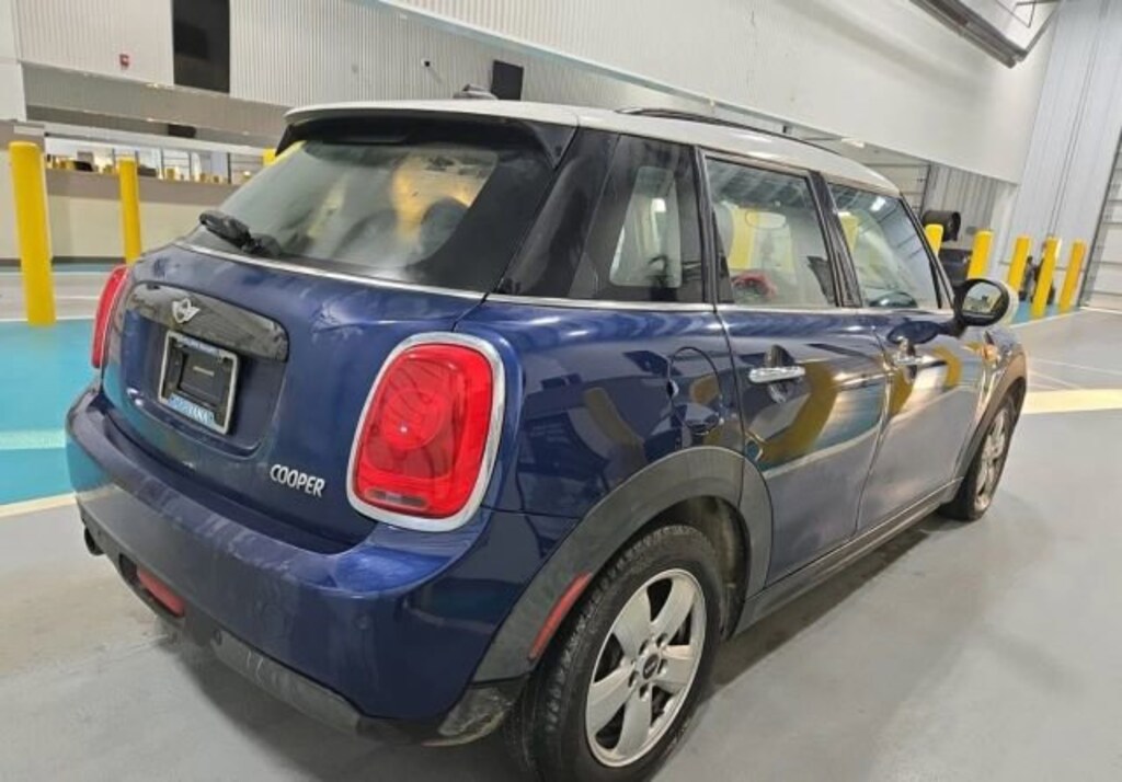 Used 2017 MINI Hardtop 4 Door Cooper Cooper FWD