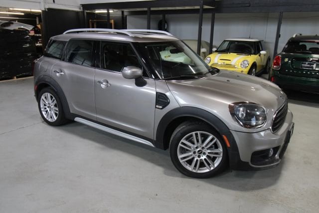 2020 MINI Countryman Cooper's photo
