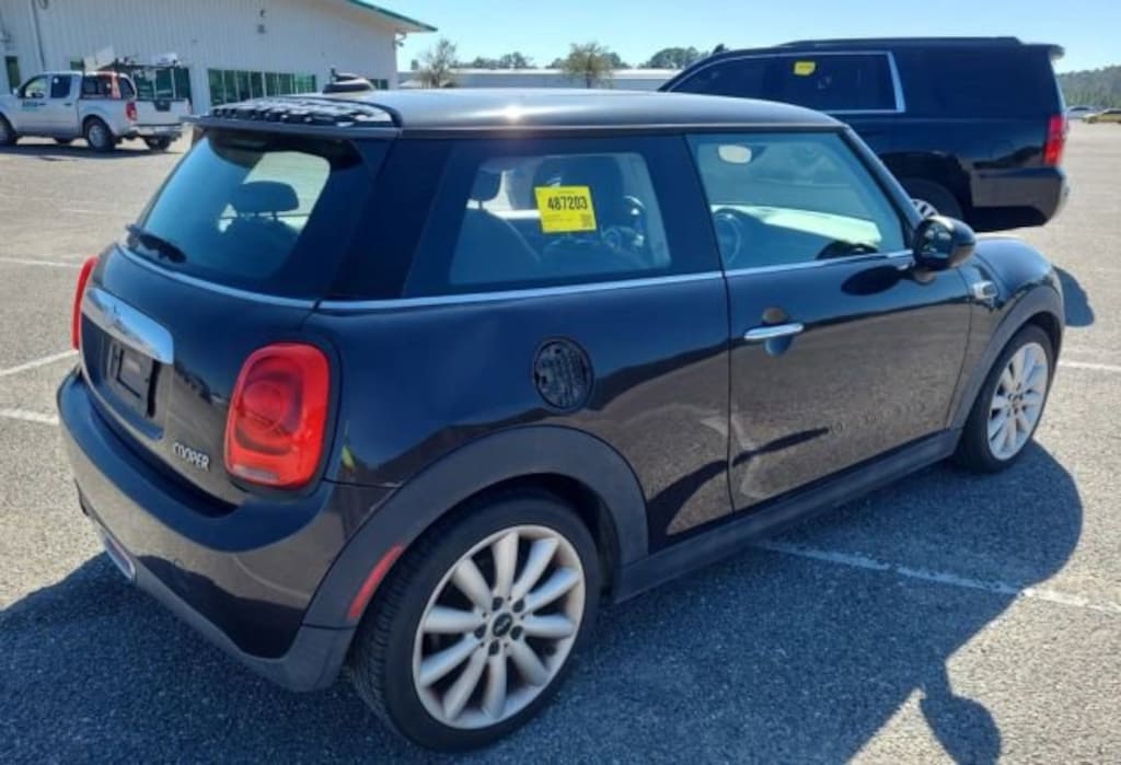 Used 2014 MINI Cooper Hardtop Cooper Hatchback 2D Coupe