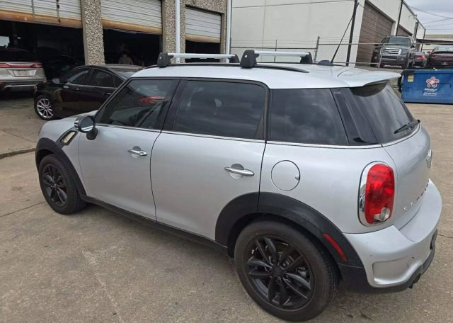 2015 Mini Countryman S photo 2