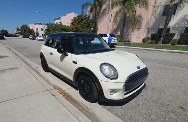 2017 MINI Cooper Base