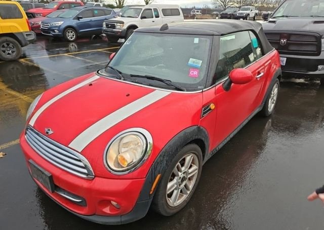 2013 MINI Cooper Base's photo