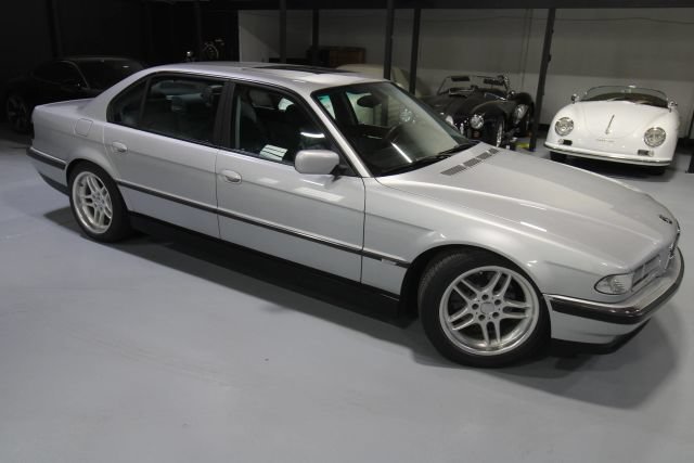 Titan Silver 2000 BMW 7 Series Sedan Rear-Wheel Drive Automatic