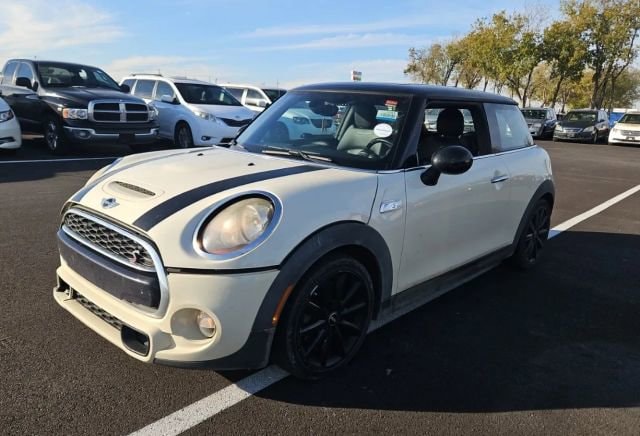 2017 MINI Cooper S's photo