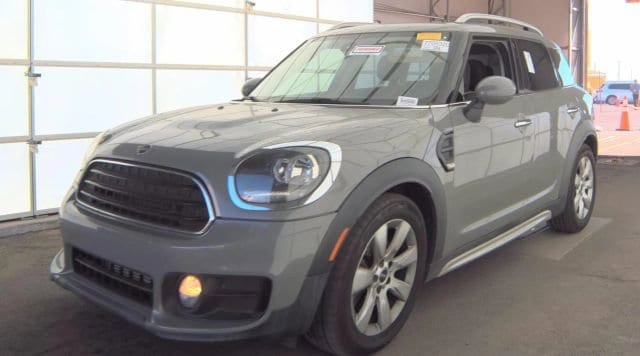 2019 MINI Countryman Base's photo