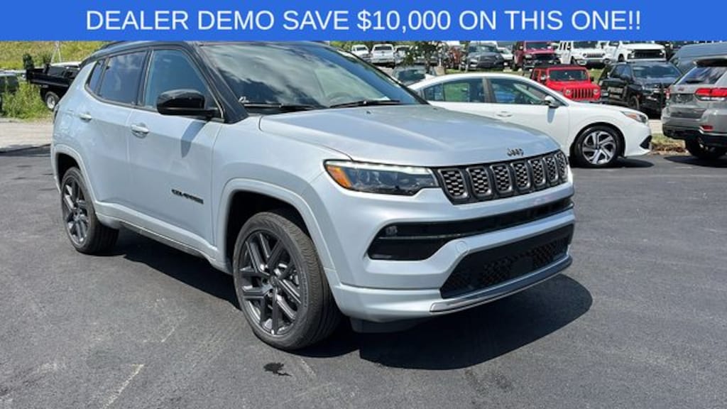 New 2024 Jeep Compass LIMITED 4X4 Sport Utility