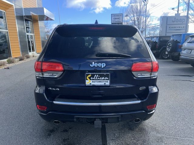 2017 Jeep Grand Cherokee Overland photo 2