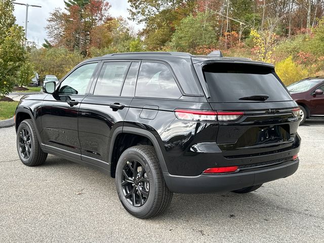 2025 Jeep Grand Cherokee Altitude X photo 2