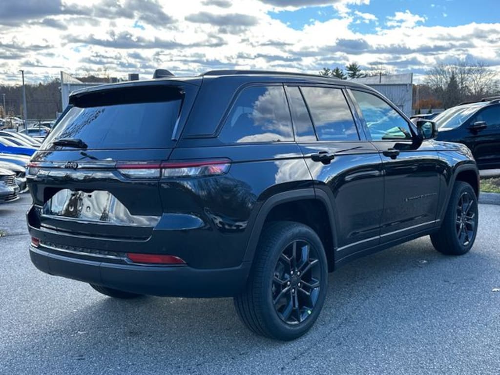 New 2025 Jeep Grand Cherokee LIMITED 4X4 Sport Utility