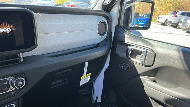 2026 Jeep Wrangler 2-Door Willys - Photo 21