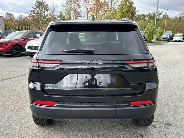 2025 Jeep Grand Cherokee Altitude X photo 3