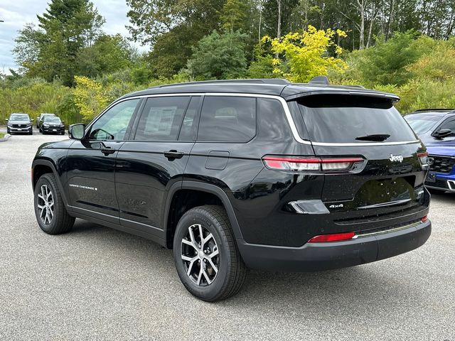 2025 Jeep Grand Cherokee Limited photo 2