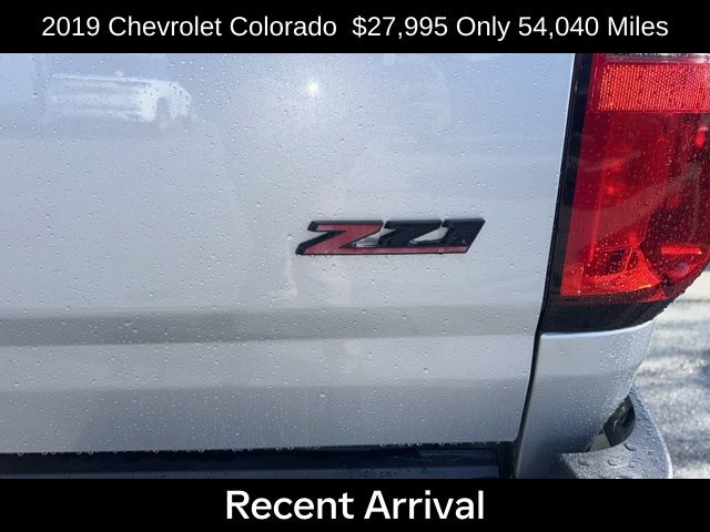 2019 Chevrolet Colorado Z71 photo 2