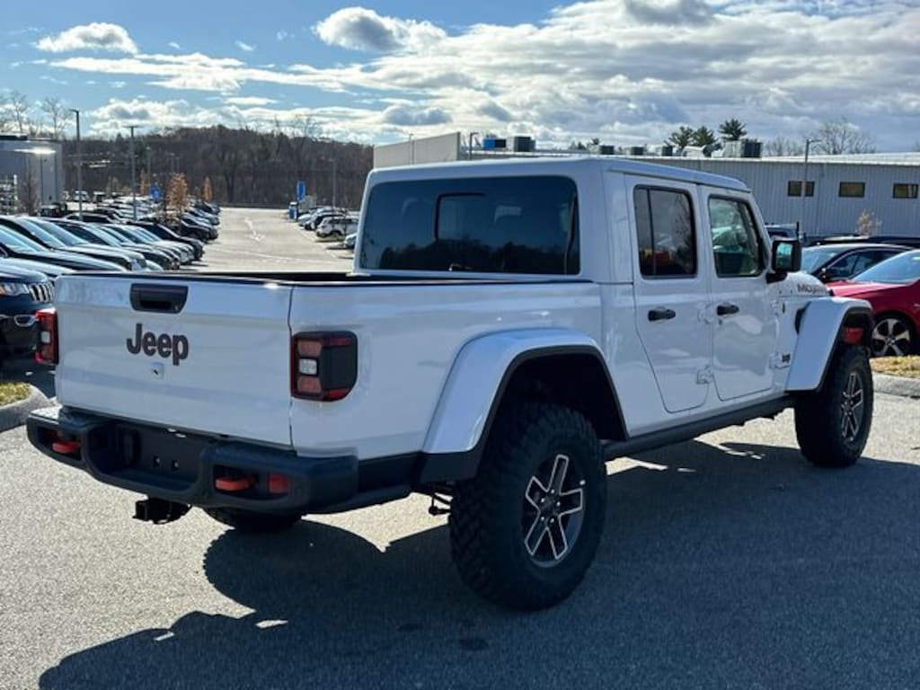 New 2026 Jeep Gladiator MOJAVE X 4X4 Pickup