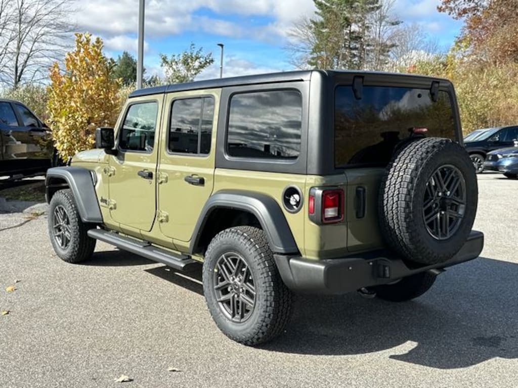 New 2026 Jeep Wrangler 4-DOOR SPORT S Sport Utility