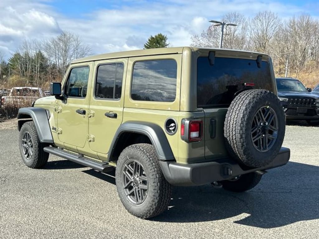 New 2026 Jeep Wrangler 4-DOOR SPORT S Sport Utility