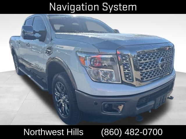 2018 Nissan Titan Platinum Reserve photo 3