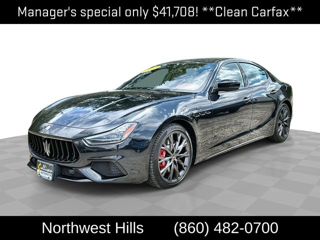 2022 Maserati Ghibli Modena Q4