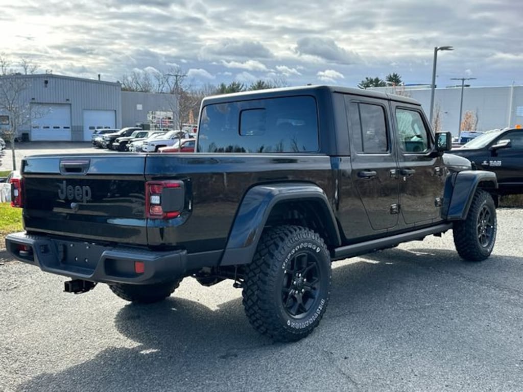 New 2026 Jeep Gladiator WILLYS 4X4 Pickup