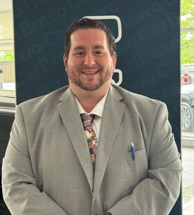 Staff member James Lorenzetti from ID_c695ac43c6de