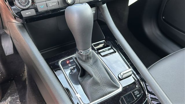 2026 Jeep Compass Limited - Photo 15