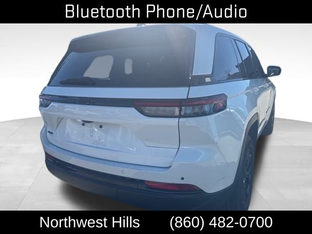 2024 Jeep Grand Cherokee Laredo Altitude X photo 4