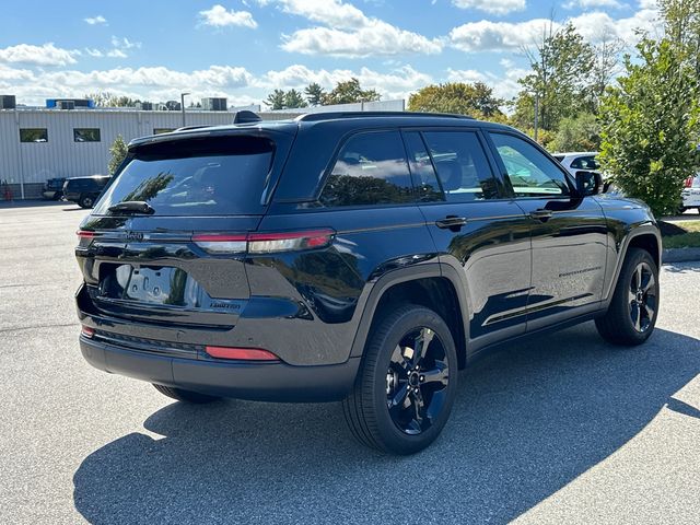 2025 Jeep Grand Cherokee Limited photo 4