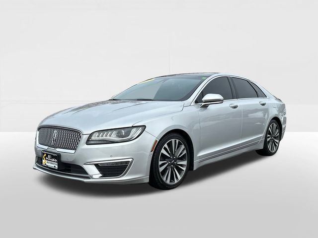 2017 Lincoln MKZ Reserve's photo