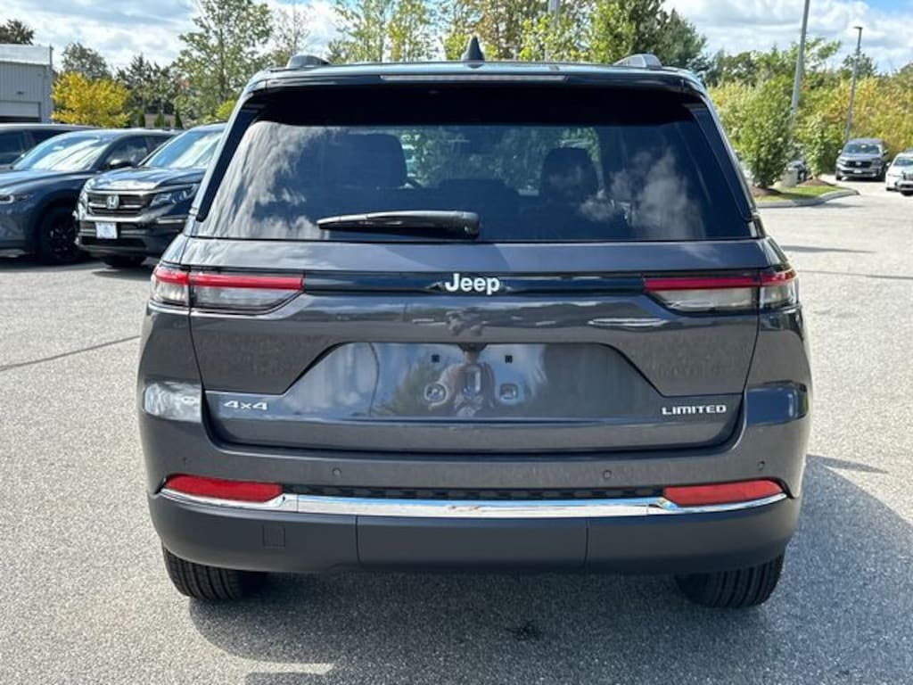 New 2025 Jeep Grand Cherokee LIMITED 4X4 Sport Utility