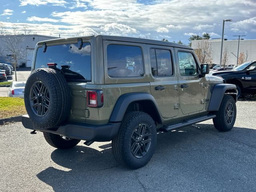 New 2026 Jeep Wrangler 4-DOOR SPORT S Sport Utility