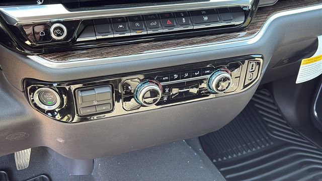 2026 GMC Sierra 1500 SLE - Photo 17