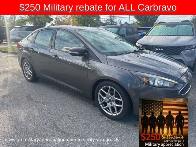 2015 Ford Focus SE photo 3