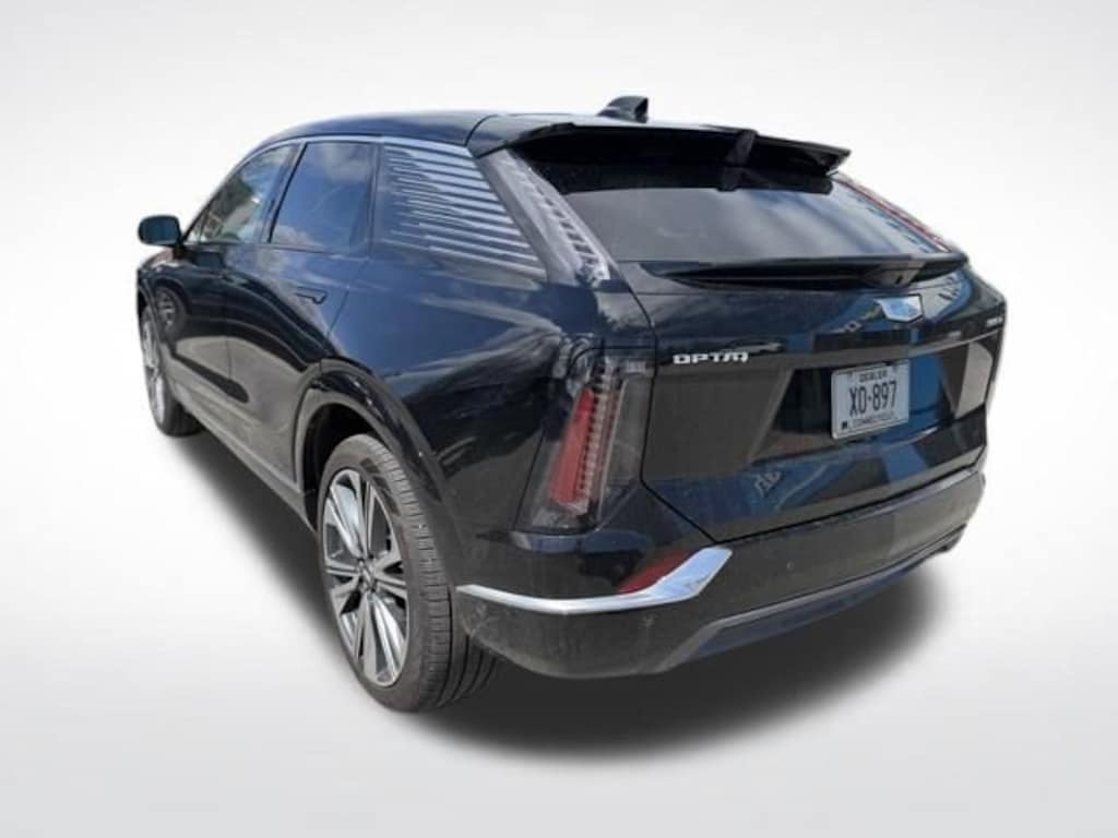Used 2025 CADILLAC OPTIQ Luxury 2 SUV
