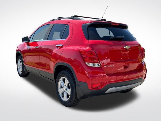 Used 2018 Chevrolet Trax LT with VIN 3GNCJPSB5JL246670 for sale in Torrington, CT