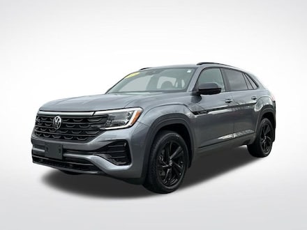 2025 Volkswagen Atlas Cross Sport 2.0T SEL R-Line Black SUV