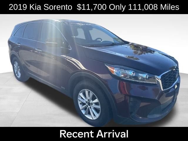 2019 Kia Sorento LX photo 3