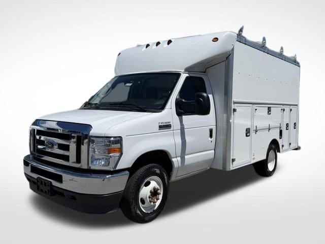 2022 Ford E-Series Cutaway