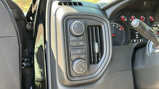 2026 Chevrolet Silverado 1500 Custom - Photo 11
