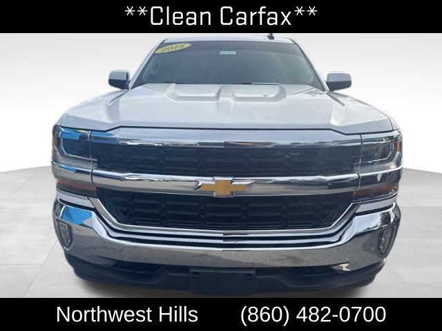 2018 Chevrolet Silverado 1500 LT photo 2