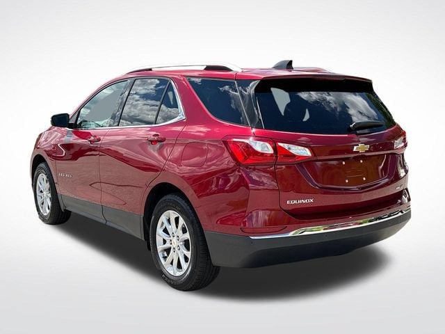 Used 2018 Chevrolet Equinox LT with VIN 2GNAXSEV1J6261069 for sale in Torrington, CT