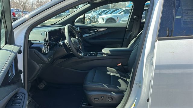 2026 Chevrolet Blazer EV LT - Photo 9