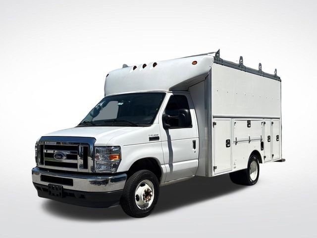 2022 Ford E-Series Cutaway