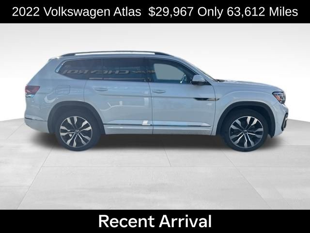 2022 Volkswagen Atlas V6 SEL Premium R-Line photo 2