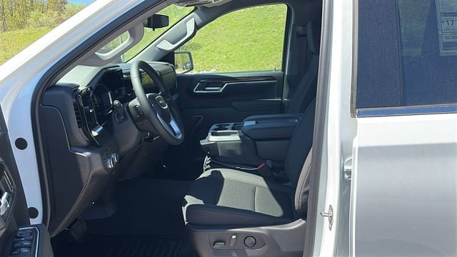 2026 GMC Sierra 1500 SLE - Photo 9