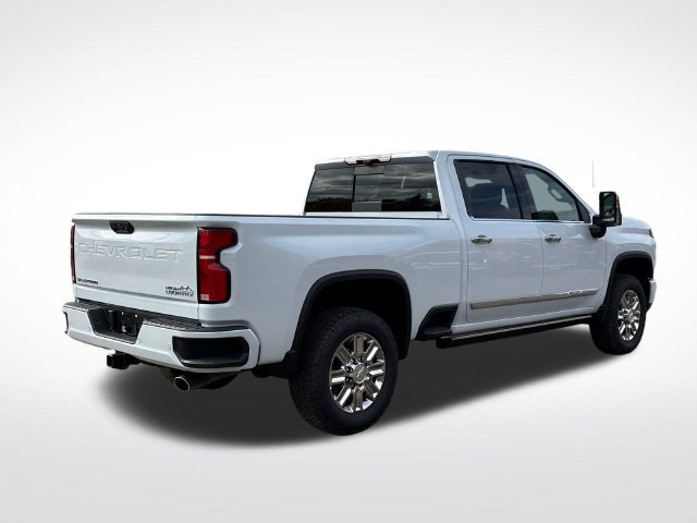 2026 Chevrolet Silverado 2500 HD High Country - Photo 4