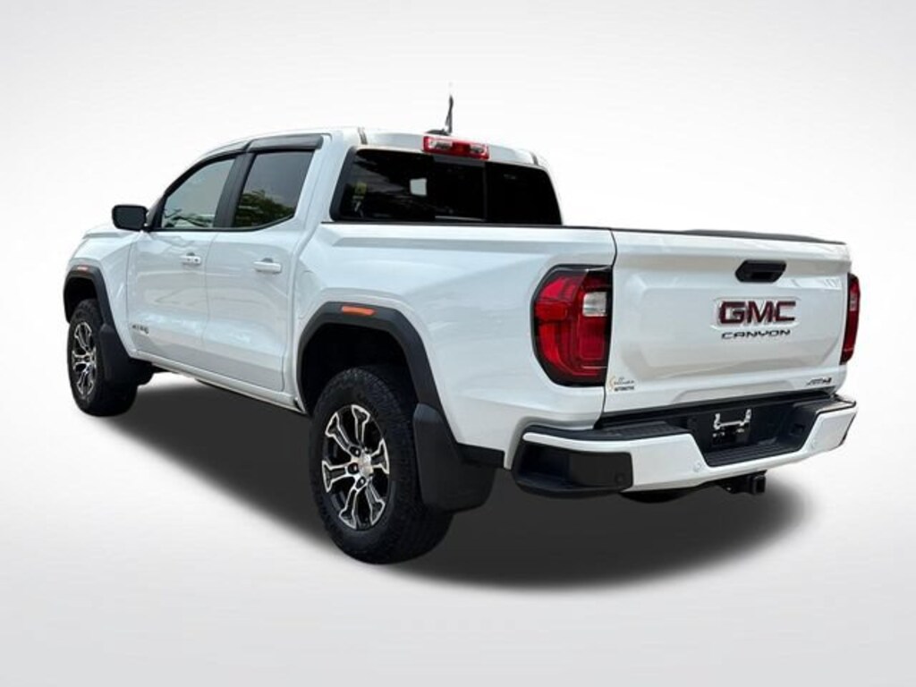 Used 2024 GMC Canyon AT4 Truck