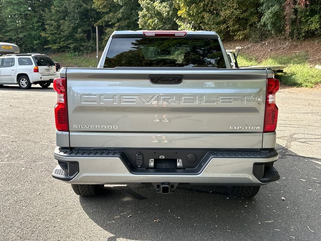 2026 Chevrolet Silverado 1500 Custom photo 3