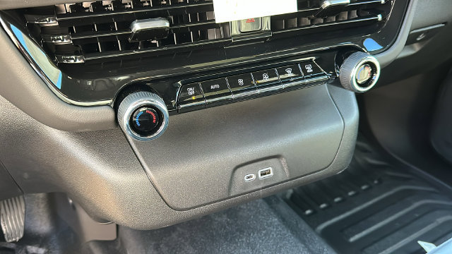 2025 Chevrolet Tahoe Fleet - Photo 16