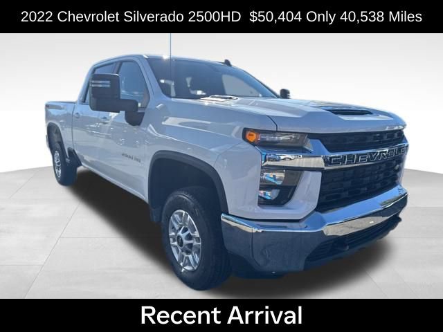 2022 Chevrolet Silverado 2500HD LT photo 3