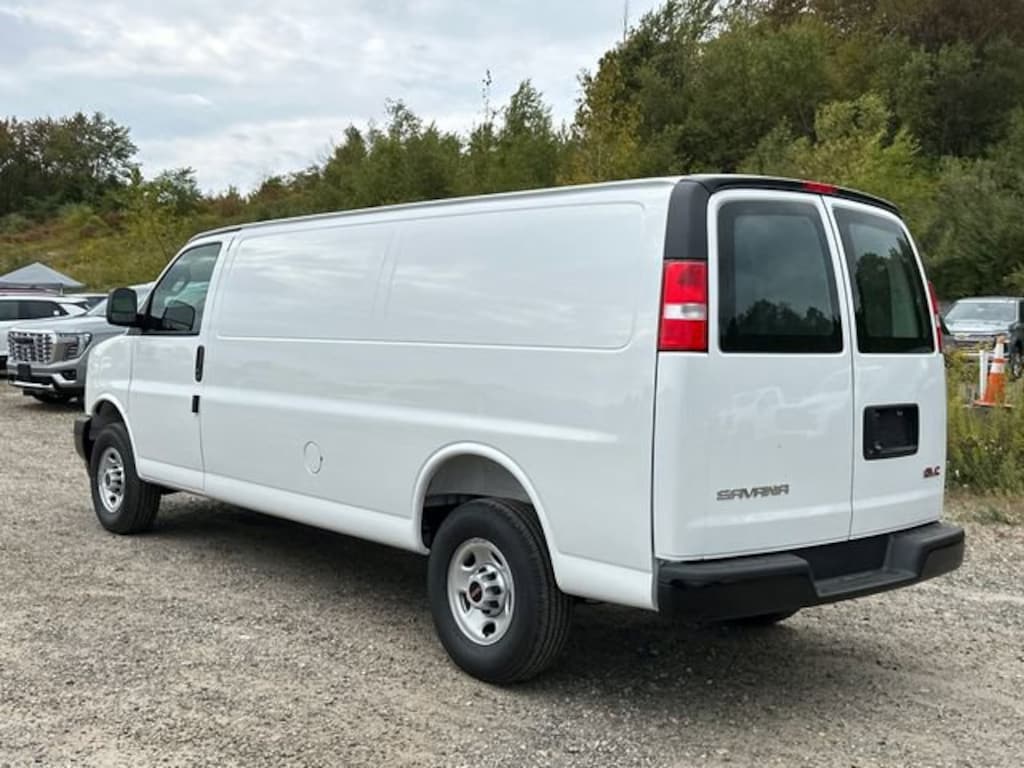 New 2025 GMC Savana Cargo 3500 Work Van Van